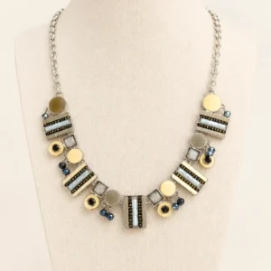 collar de esmalte estilo art deco de color blanco y negro